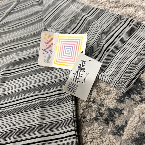 LuLaRoe Julia Fitted Midi T-Shirt Dress Women Large Gray Striped Knit Round Neck - Picture 3 of 7